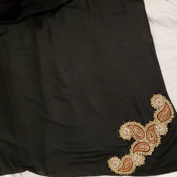 Scarf - Picture 2 of 3